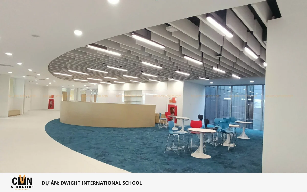 DWIGHT INTERNATIONAL SCHOOL