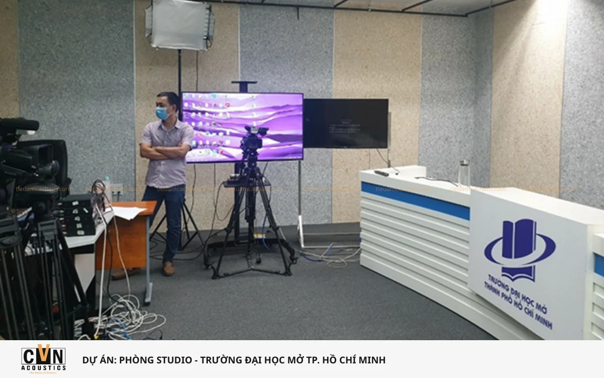 PHONG STUDIO TRUONG DAI HOC MO TP. HO CHI MINH 3